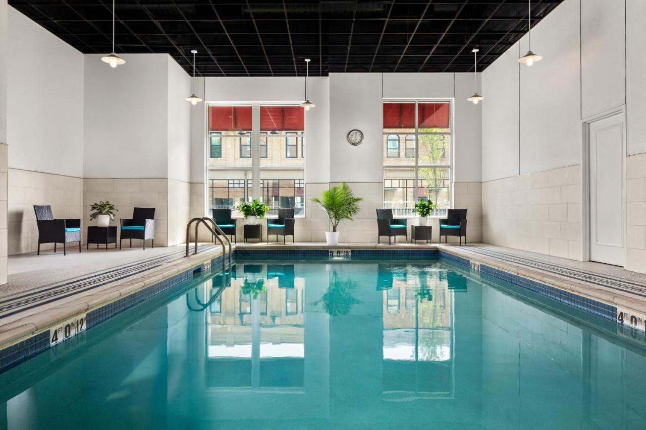 Sheraton Duluth Hotel Екстер'єр фото