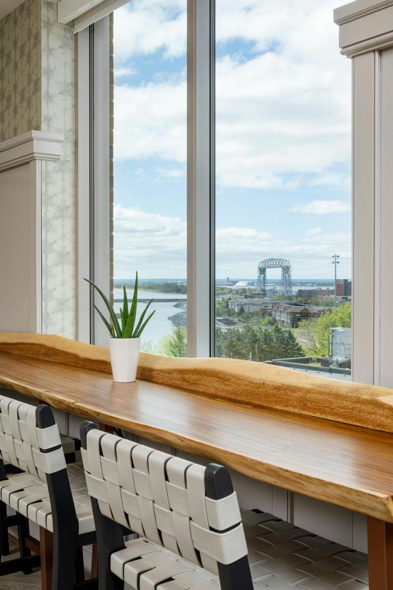Sheraton Duluth Hotel Екстер'єр фото