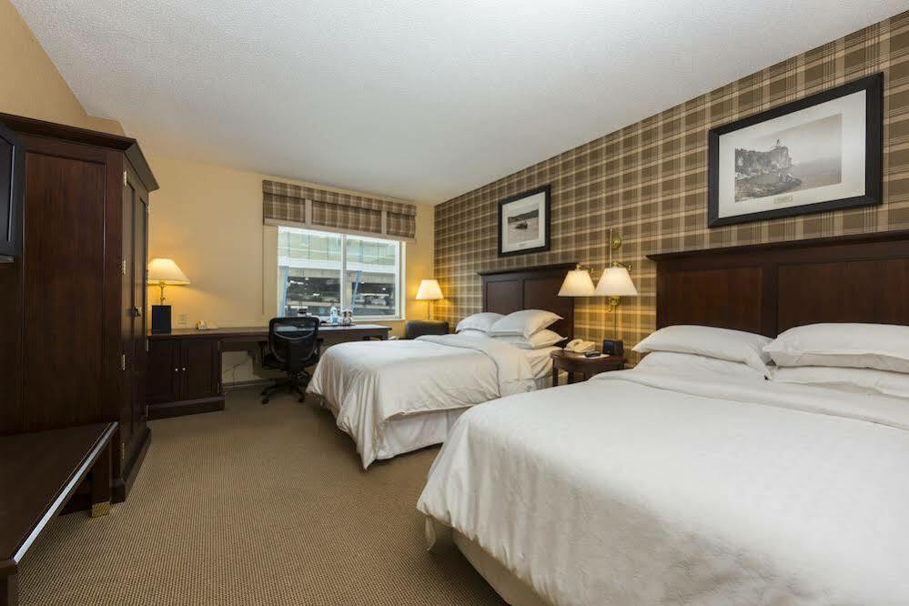 Sheraton Duluth Hotel Екстер'єр фото